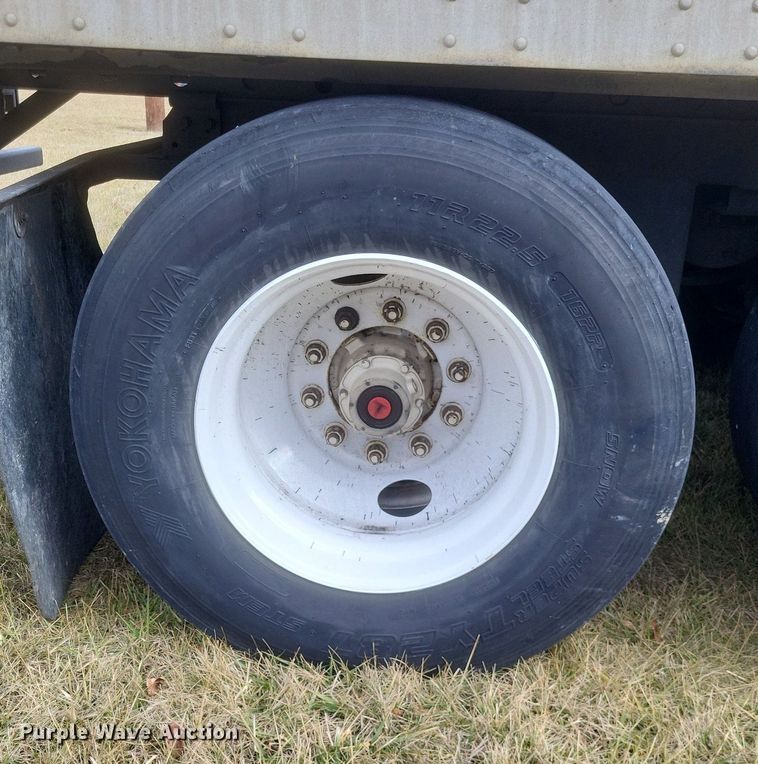 image for item MI9934 2000 Great Dane dry van trailer