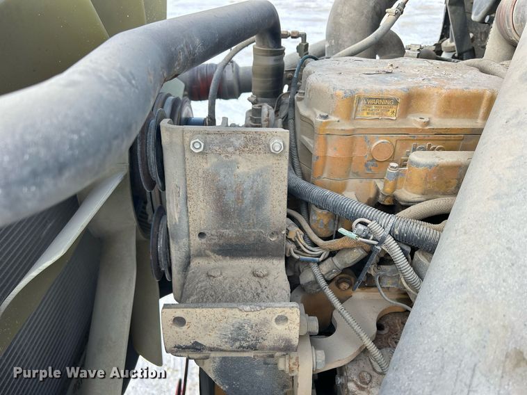 image for item MO9149 1994 Freightliner FLD112 truck cab and chassis