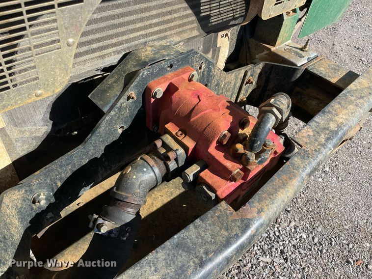 image for item NA9741 2010 Peterbilt 320 refuse truck