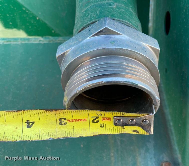 image for item NA9741 2010 Peterbilt 320 refuse truck