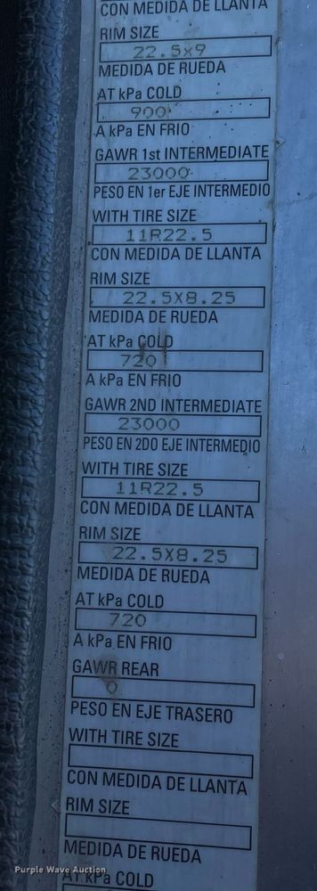 image for item NA9741 2010 Peterbilt 320 refuse truck