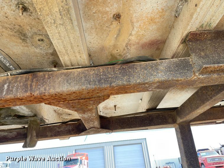 image for item NA9742 1984 CMC  end dump trailer