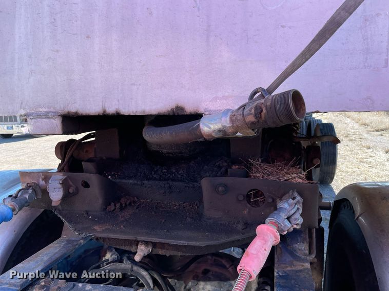 image for item NA9742 1984 CMC  end dump trailer