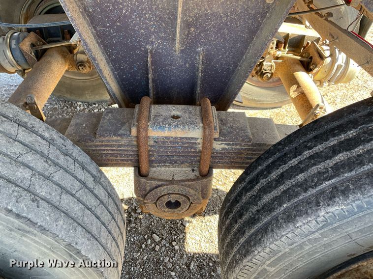 image for item NA9742 1984 CMC  end dump trailer