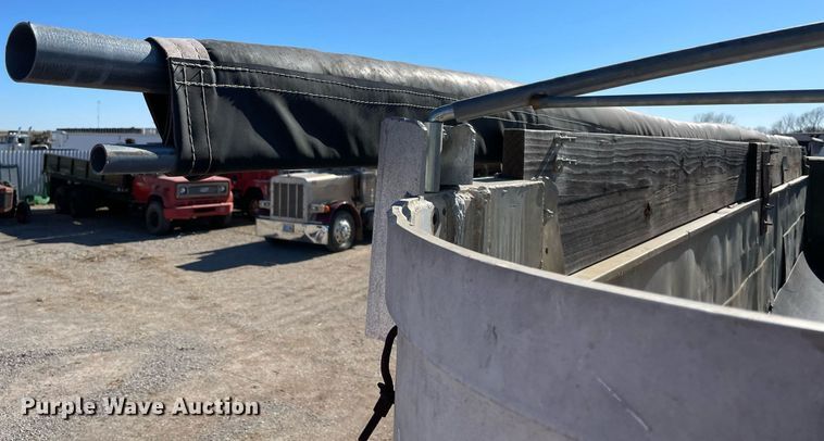 image for item NA9742 1984 CMC  end dump trailer