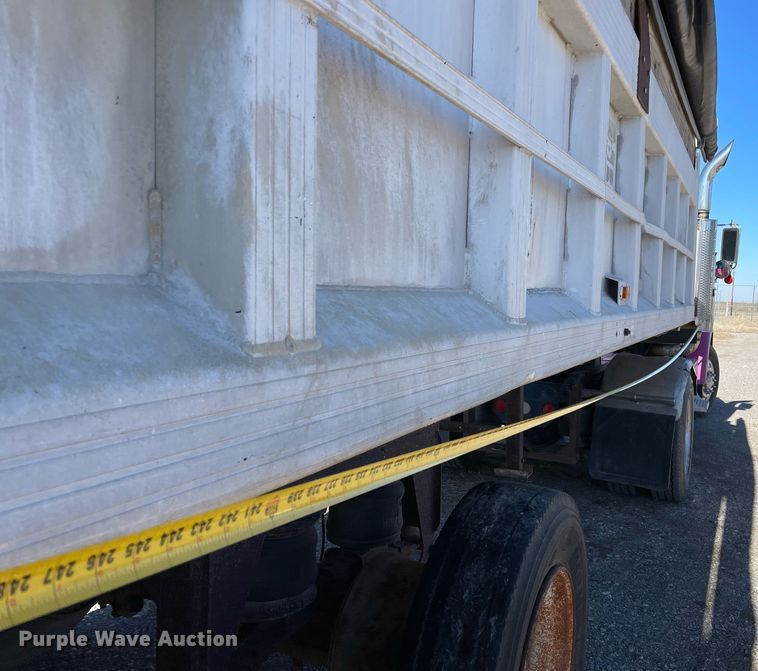 image for item NA9742 1984 CMC  end dump trailer