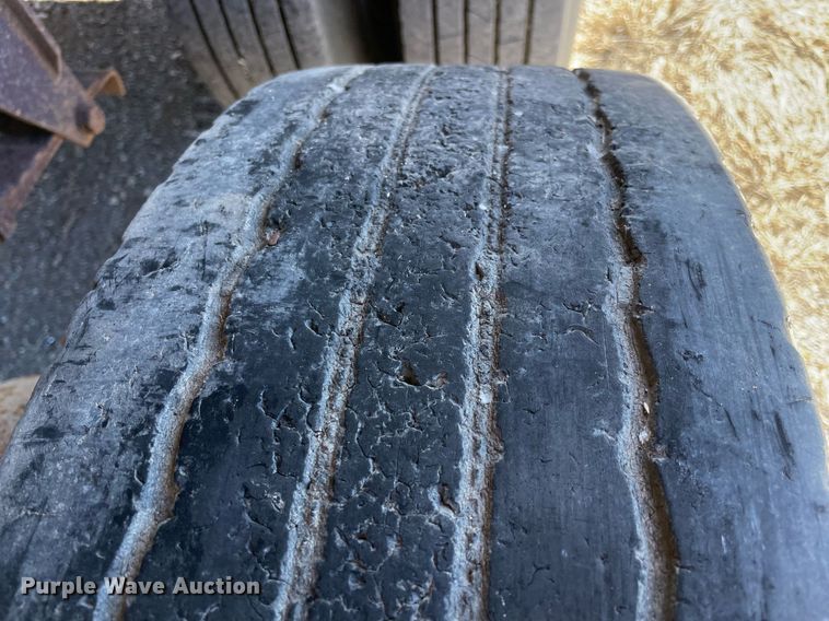 image for item NA9742 1984 CMC  end dump trailer