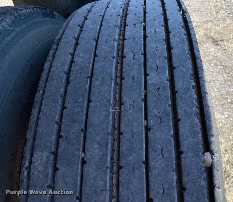 image for item NA9742 1984 CMC  end dump trailer