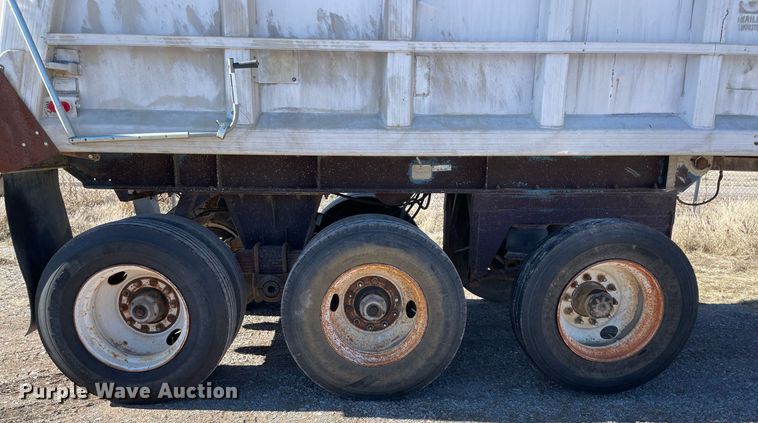 image for item NA9742 1984 CMC  end dump trailer