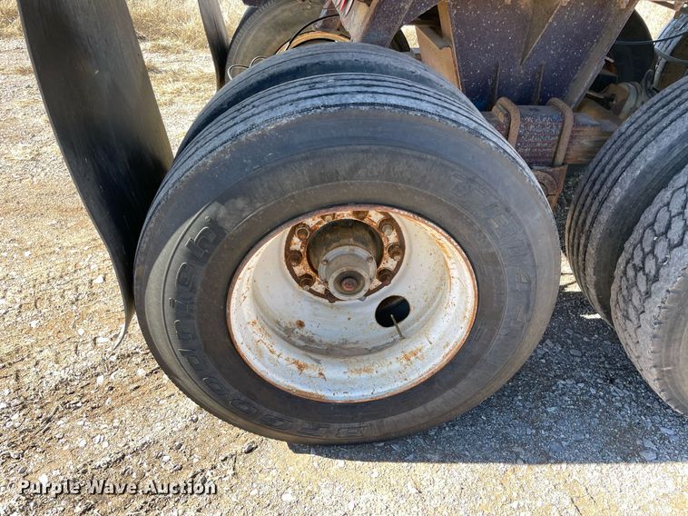 image for item NA9742 1984 CMC  end dump trailer