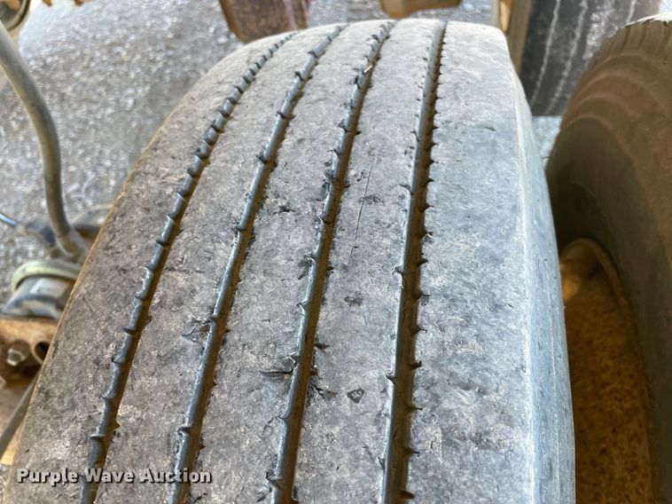 image for item NA9742 1984 CMC  end dump trailer