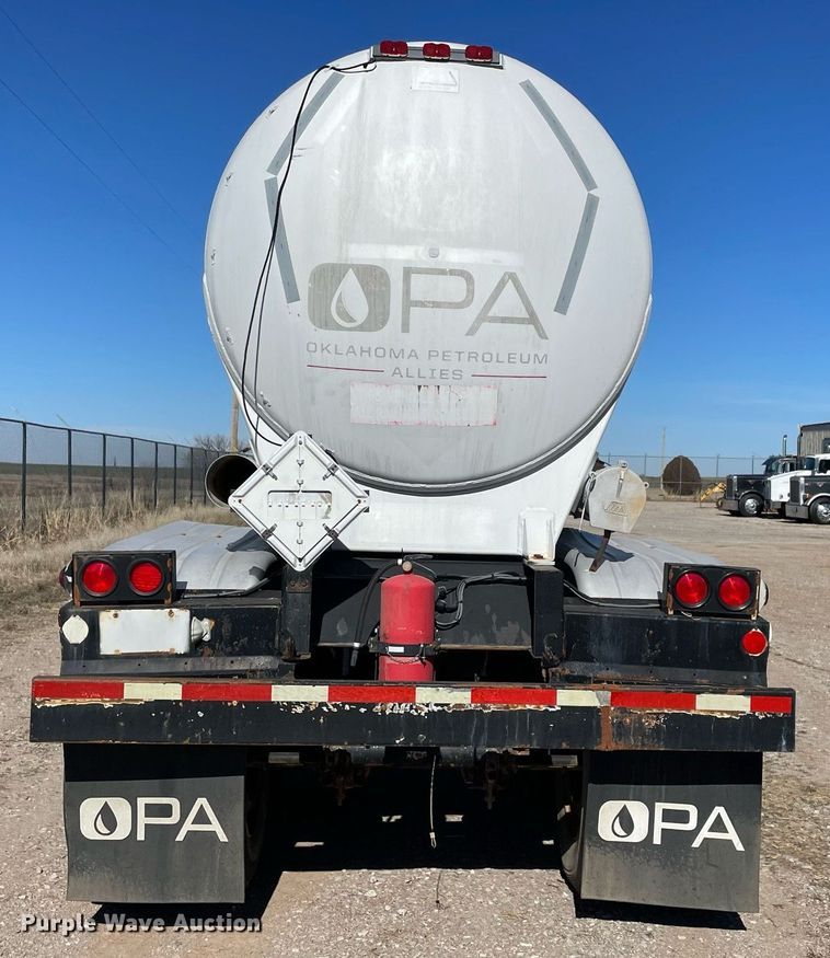 image for item NA9743 1992 VIM tank trailer