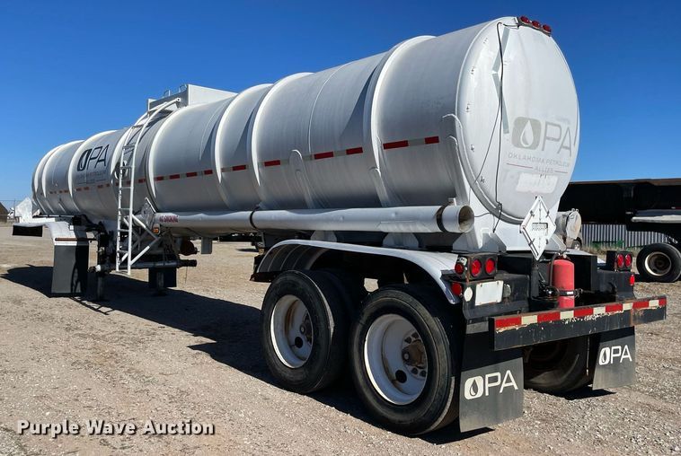 image for item NA9743 1992 VIM tank trailer