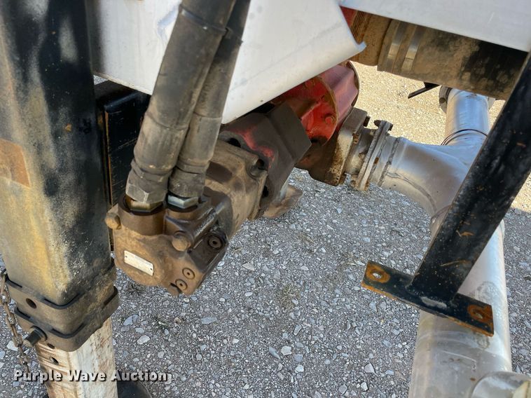 image for item NA9743 1992 VIM tank trailer