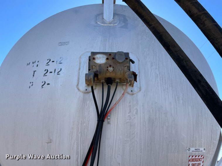 image for item NA9743 1992 VIM tank trailer