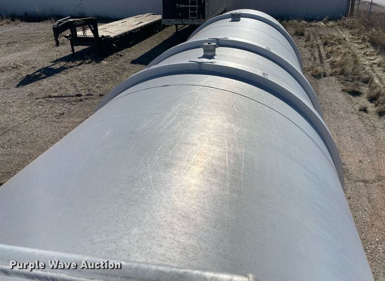 image for item NA9743 1992 VIM tank trailer