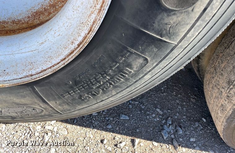 image for item NA9743 1992 VIM tank trailer