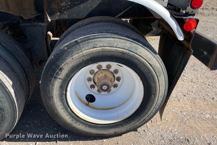 image for item NA9743 1992 VIM tank trailer