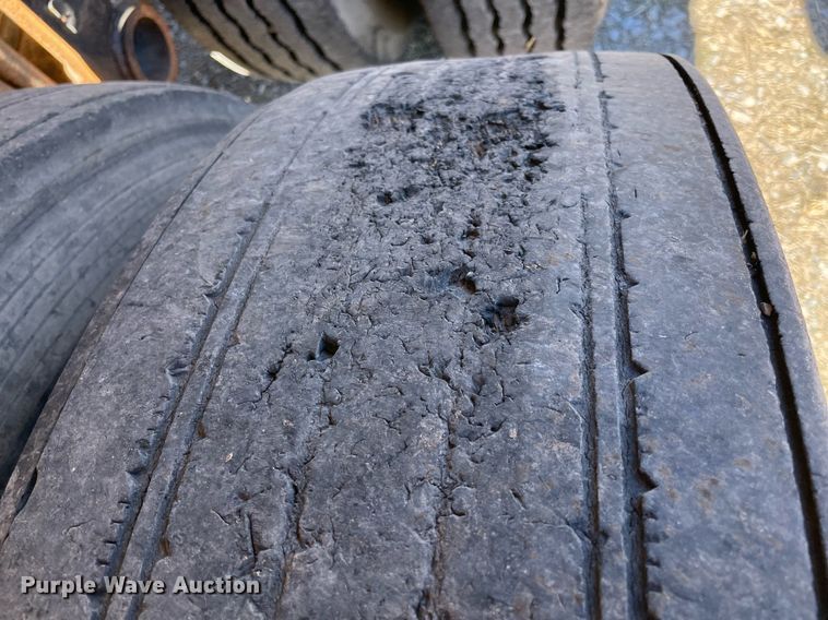 image for item NA9743 1992 VIM tank trailer