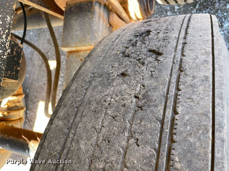 image for item NA9743 1992 VIM tank trailer