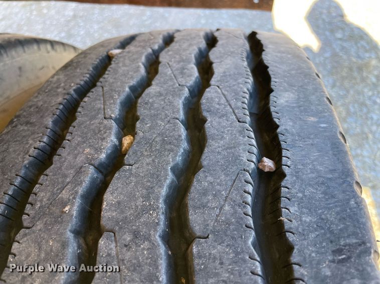 image for item NA9743 1992 VIM tank trailer