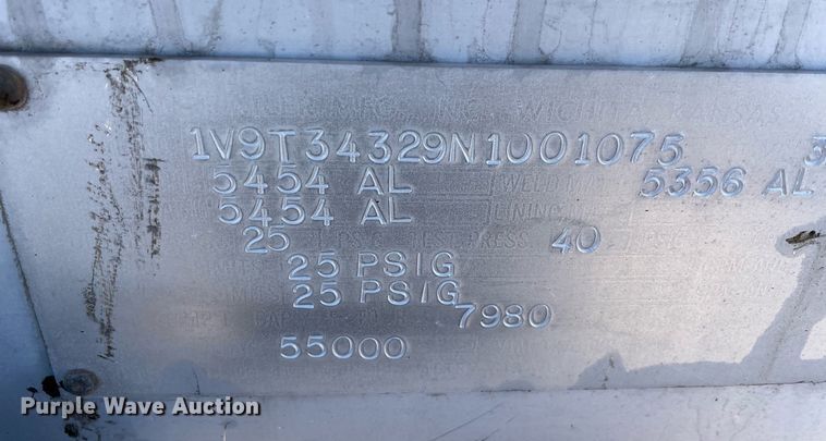 image for item NA9743 1992 VIM tank trailer