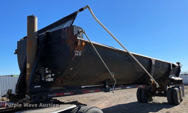 image for item NA9744 2002 Ranch Manufacturing end dump trailer