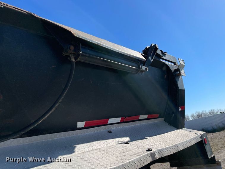 image for item NA9744 2002 Ranch Manufacturing end dump trailer