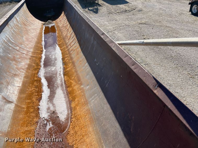 image for item NA9744 2002 Ranch Manufacturing end dump trailer