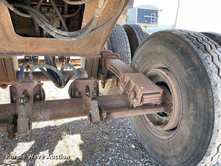 image for item NA9744 2002 Ranch Manufacturing end dump trailer