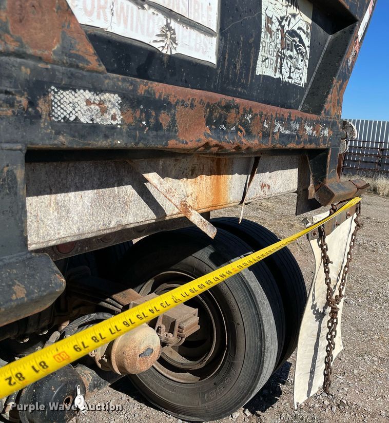 image for item NA9744 2002 Ranch Manufacturing end dump trailer