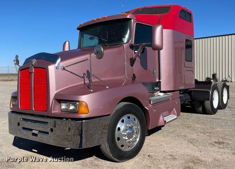 image for item NA9746 1996 Kenworth semi truck