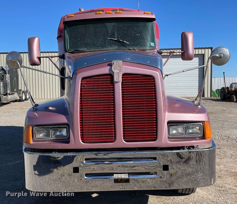 image for item NA9746 1996 Kenworth semi truck