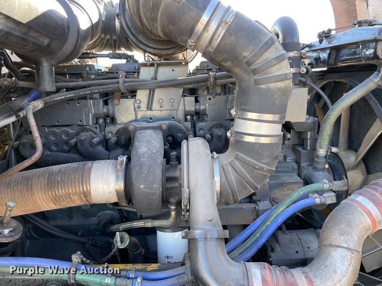 image for item NA9746 1996 Kenworth semi truck