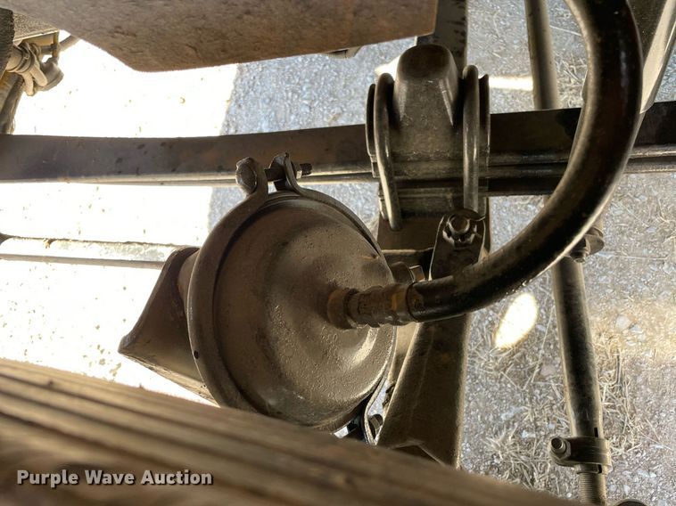 image for item NA9746 1996 Kenworth semi truck