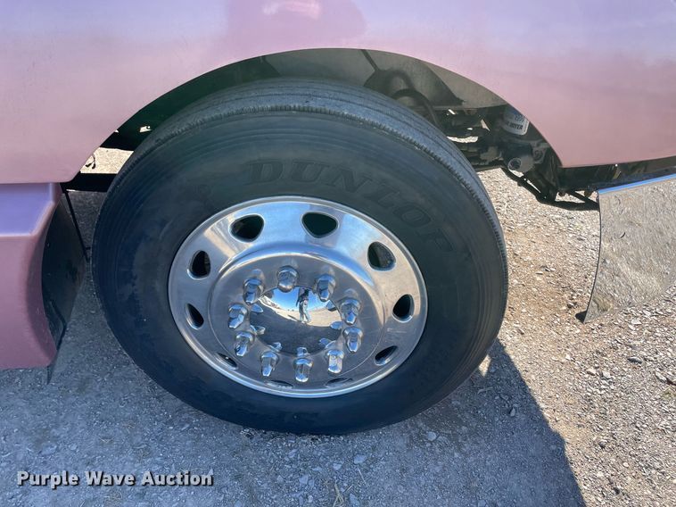 image for item NA9746 1996 Kenworth semi truck