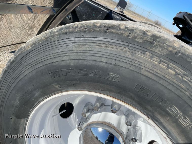 image for item NA9746 1996 Kenworth semi truck