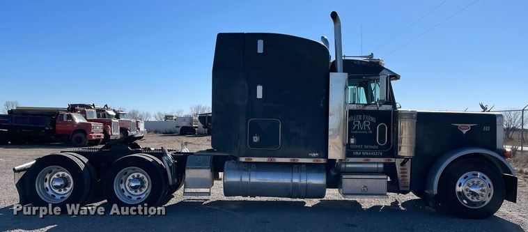 image for item NA9748 1998 Peterbilt 379 semi truck