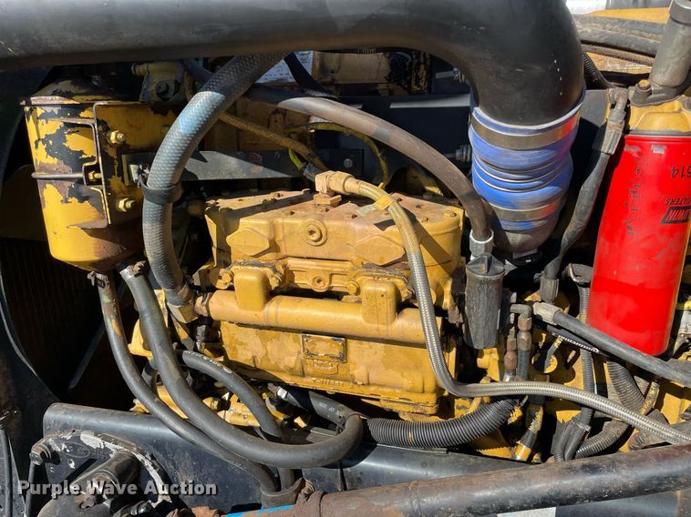 image for item NA9748 1998 Peterbilt 379 semi truck