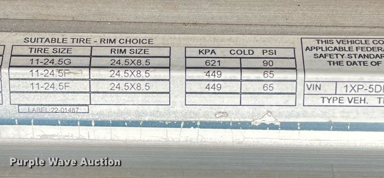 image for item NA9748 1998 Peterbilt 379 semi truck