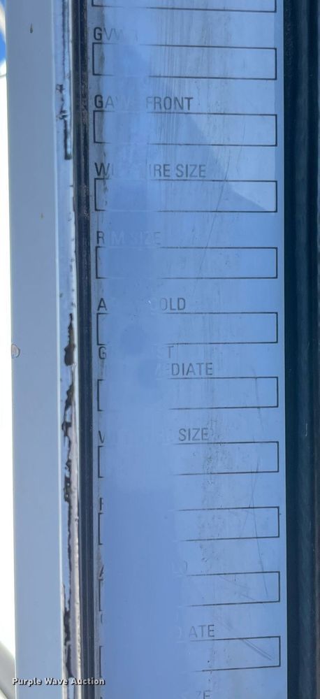 image for item NA9749 2006 Kenworth T800B semi truck