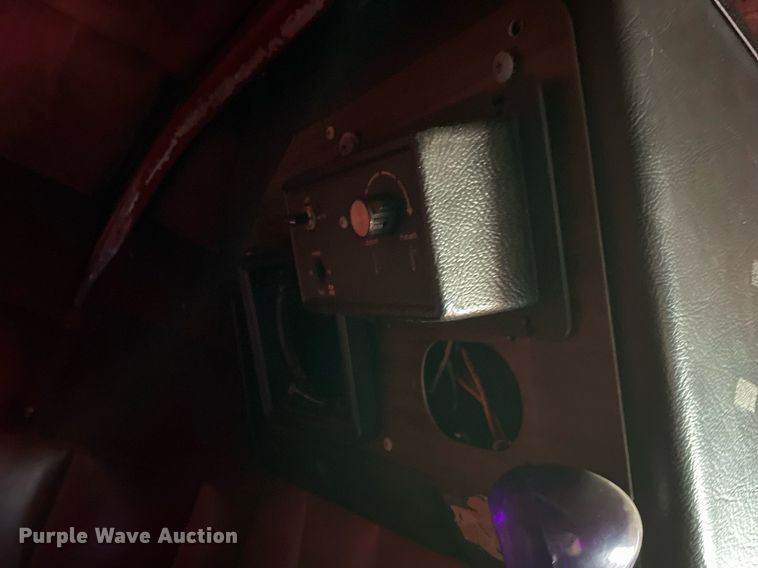 image for item NA9750 1985 Peterbilt 359 semi truck