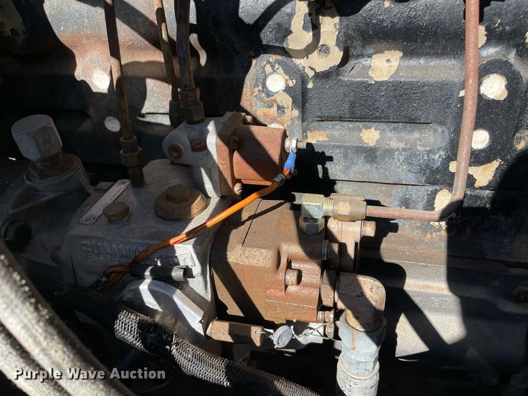 image for item NA9750 1985 Peterbilt 359 semi truck