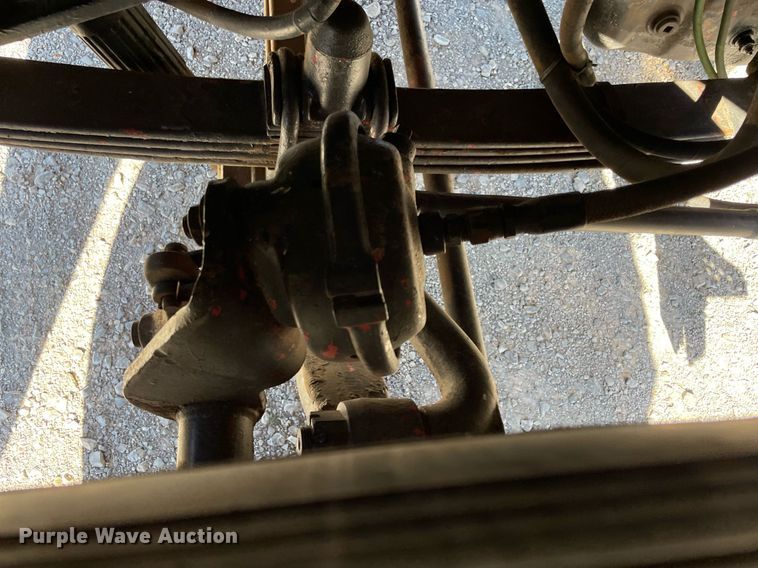 image for item NA9750 1985 Peterbilt 359 semi truck