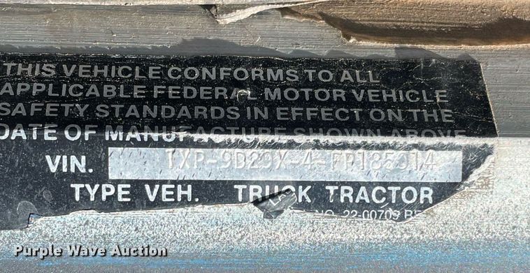 image for item NA9750 1985 Peterbilt 359 semi truck