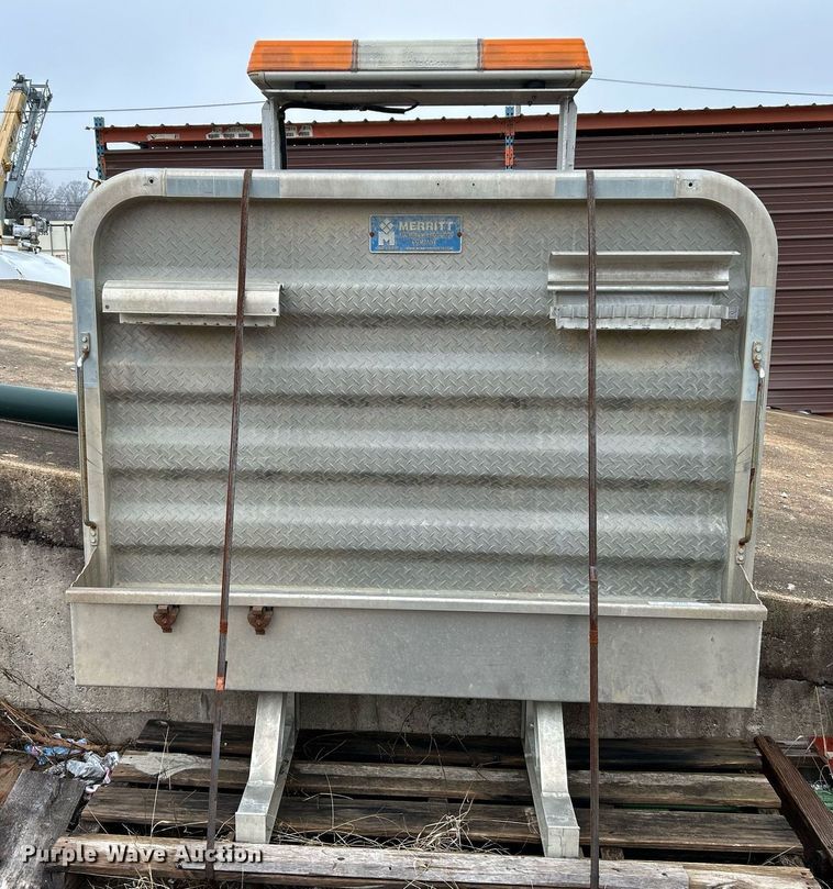 image for item NE9776 Merritt headache rack