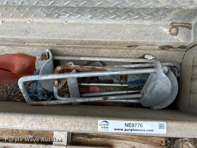 image for item NE9776 Merritt headache rack