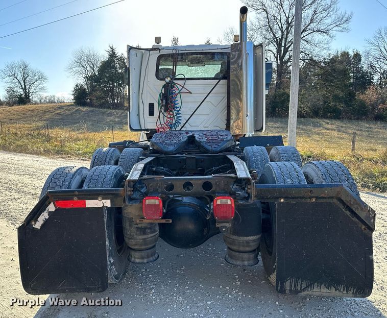 image for item NM9193 2012 International TranStar 8600 semi truck