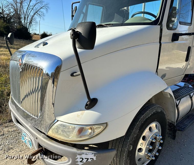 image for item NM9193 2012 International TranStar 8600 semi truck