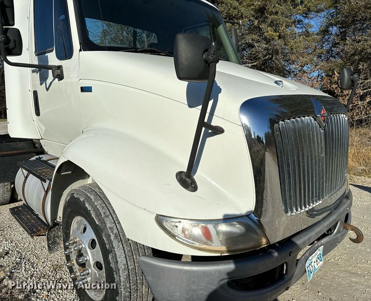 image for item NM9193 2012 International TranStar 8600 semi truck